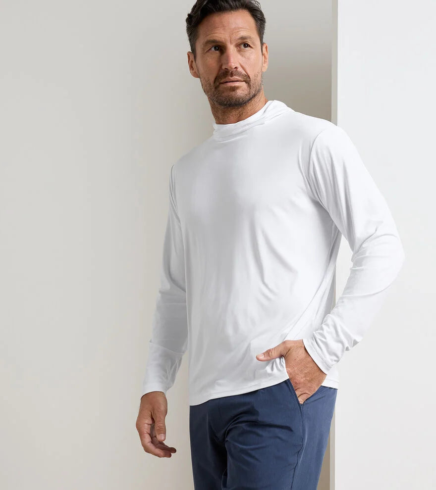 Featherweight Performance Sun Shirt Hoodie (MS26EK89)