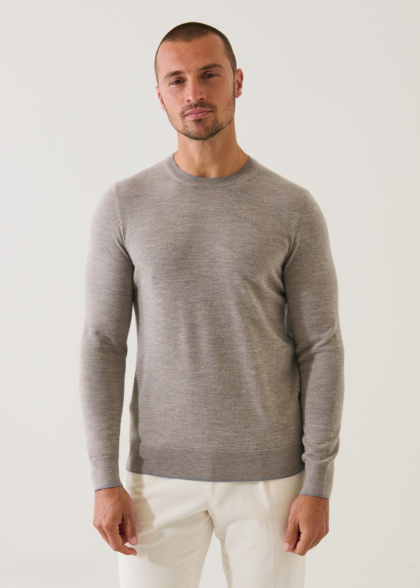 Extra Fine Merino Wool Crew Neck (P112C19A)