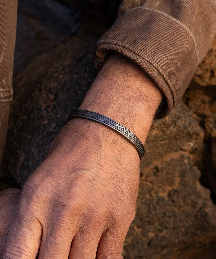 Navarch 9mm Cuff Bracelet