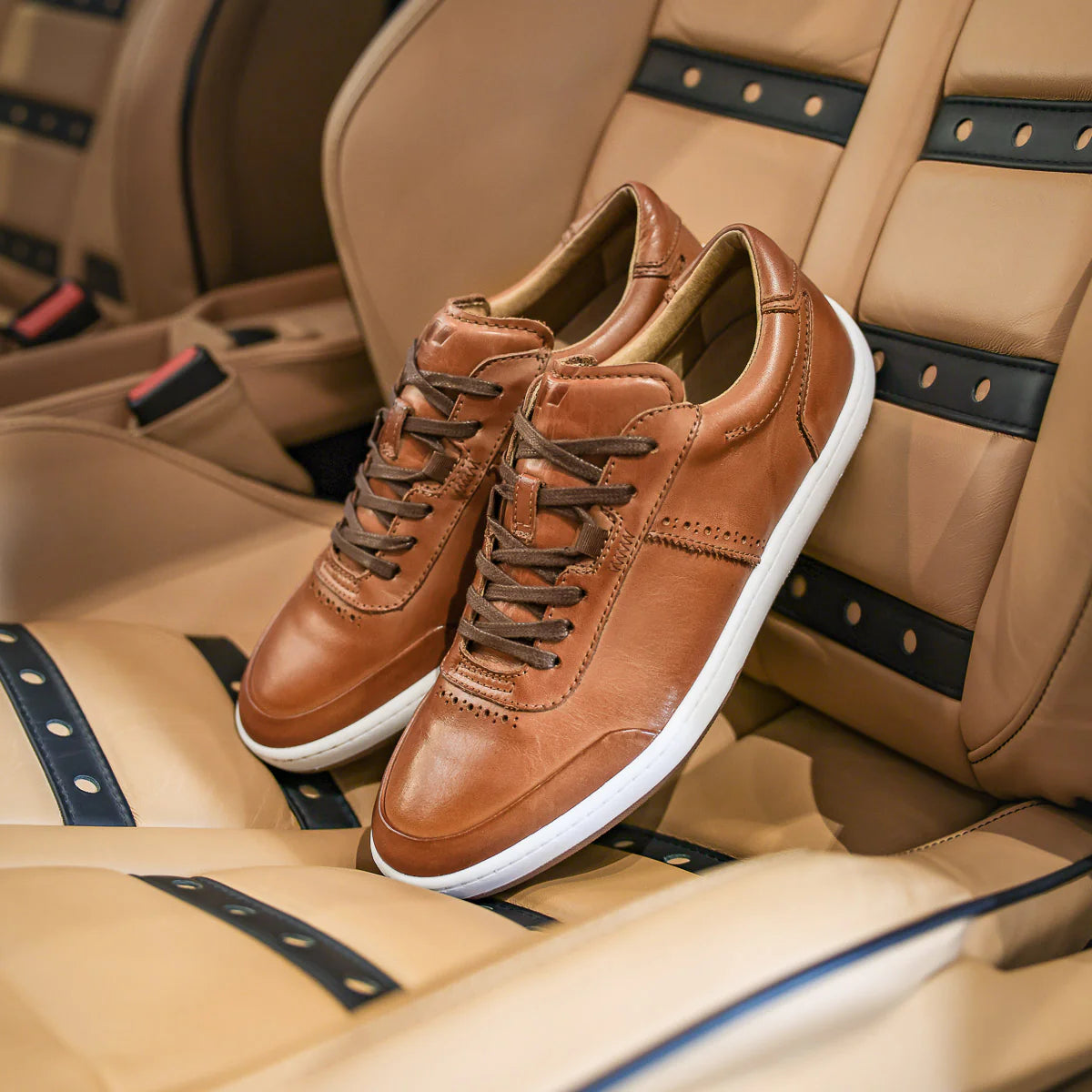 Avenue Driving Sneaker (00288)