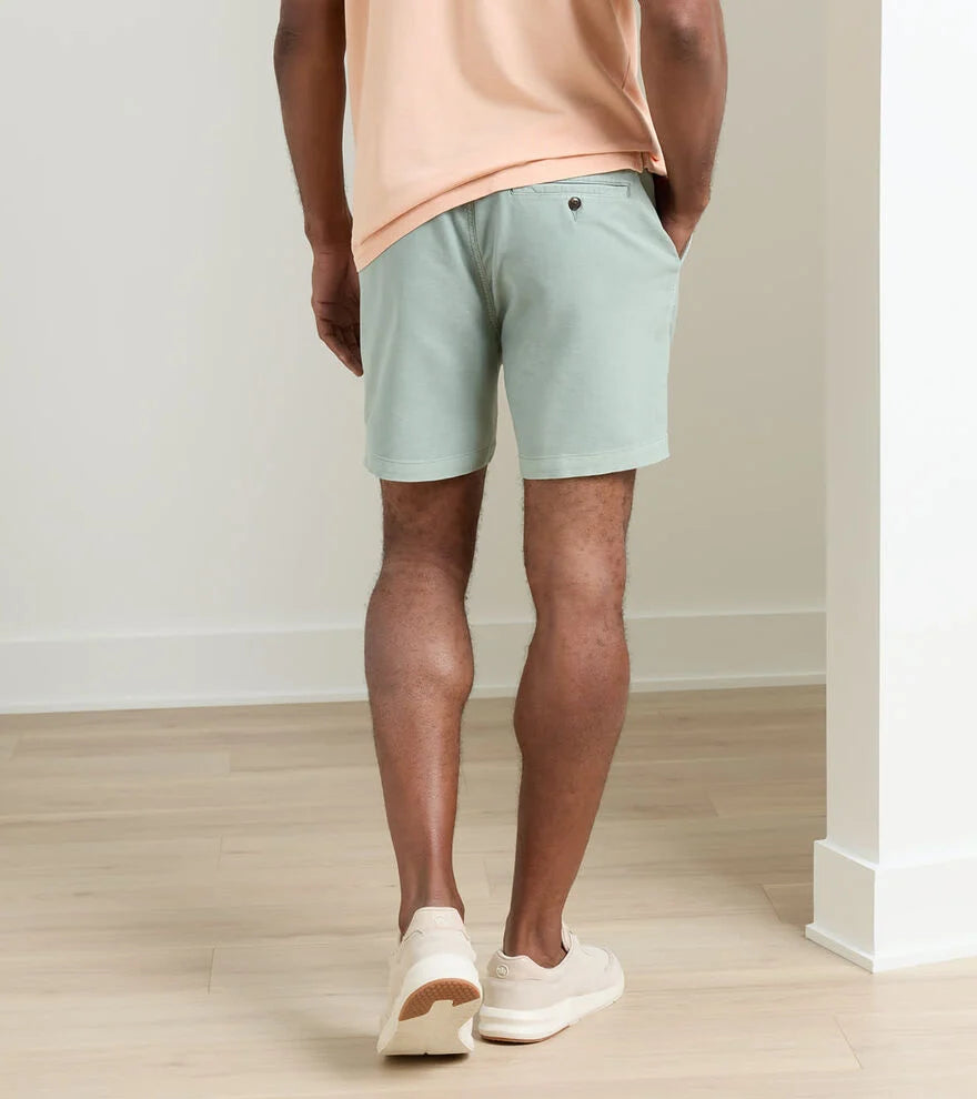 Crown Weekend Short (MS26B18)