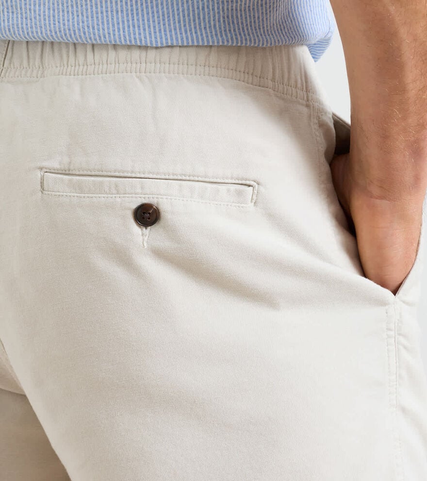 Crown Weekend Short (MS26B18)