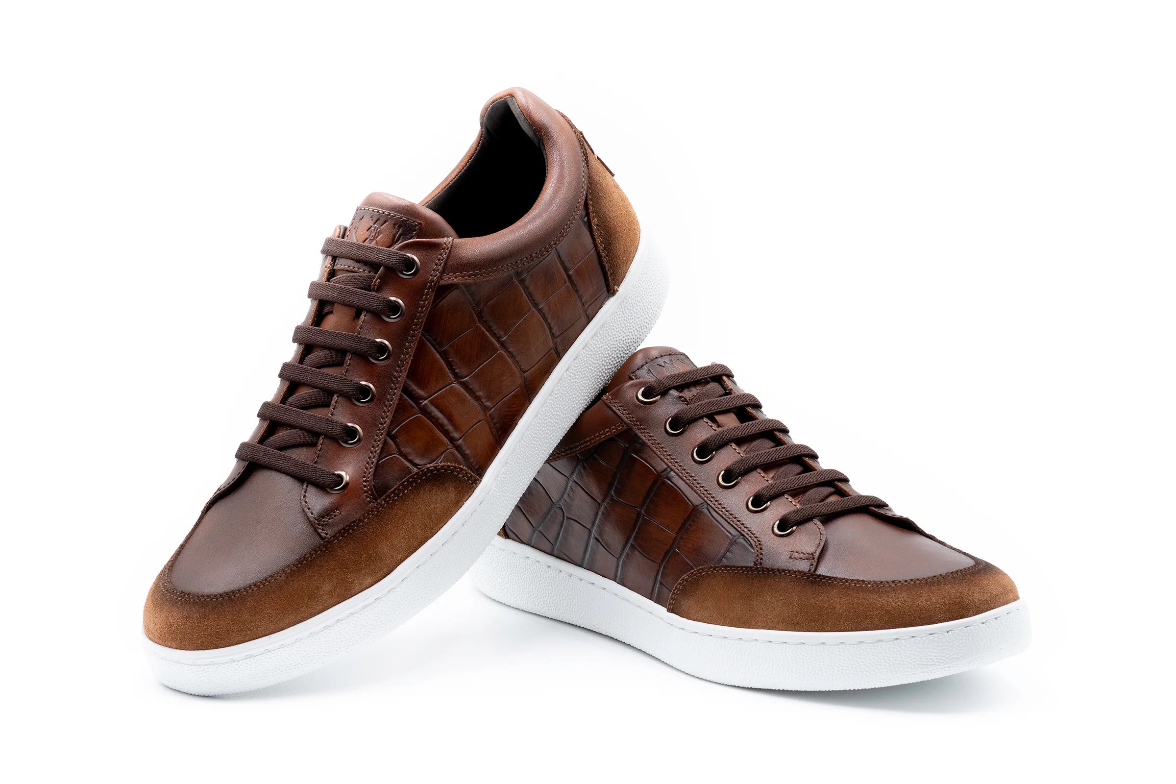 Carson Alligator Grain Sneakers (740497)